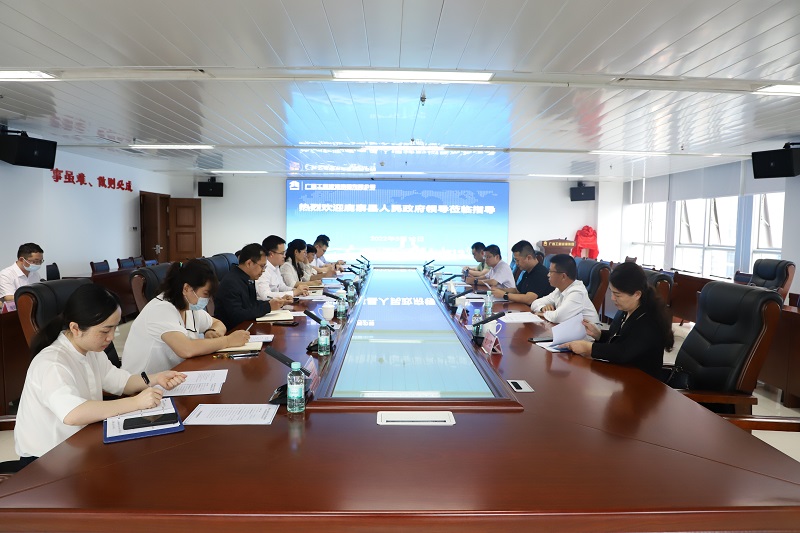 鹿寨县长杨毅一行到广西九游会·J9-中国官方网站|真人游戏第一品牌
集团调研指导